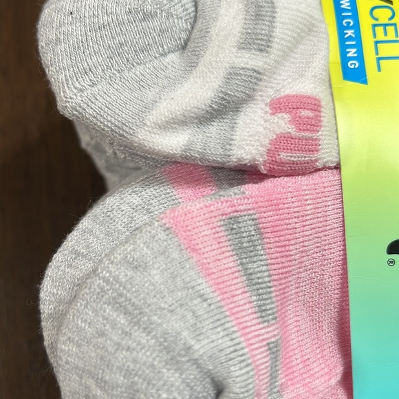 Puma Girls Low Cut Socks - Picture 6 of 7